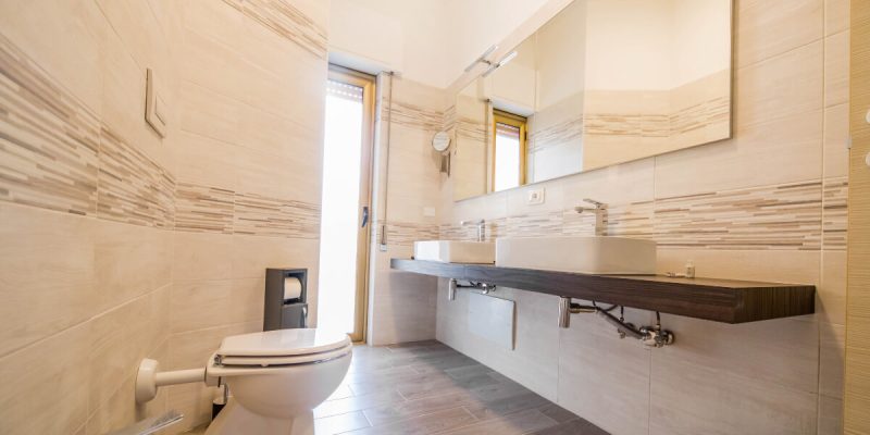 akheilos-bed-and-breakfast-soverato-stanza-2-bagno-01