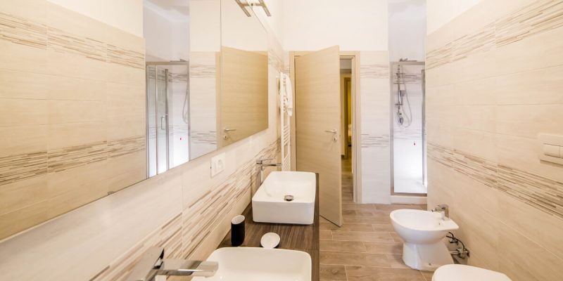 akheilos-bed-and-breakfast-soverato-stanza-2-bagno-02